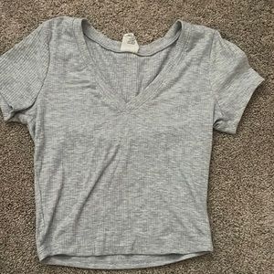 Tillys grey v neck